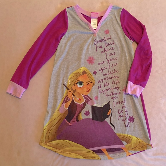 Disney Rapunzel nightgown